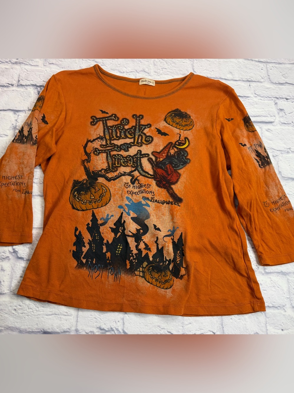 VTG Women’s Halloween 'Trick or Treat' Orange 3/4 Sleeve Top. Size XL.